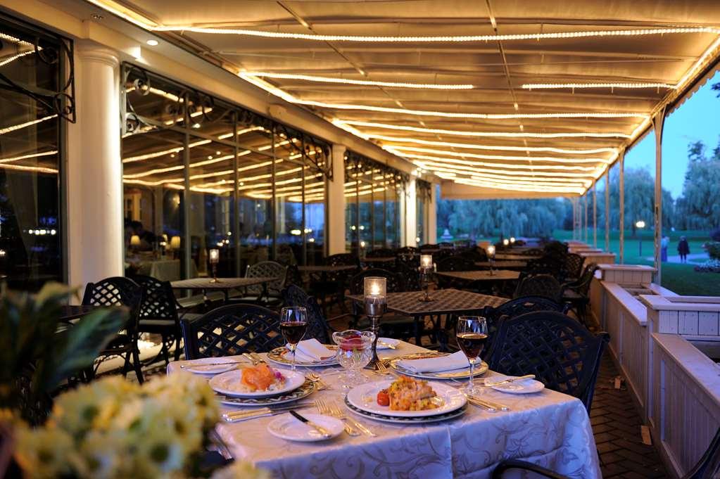 Chateau Vaudreuil Luaran gambar The restaurant